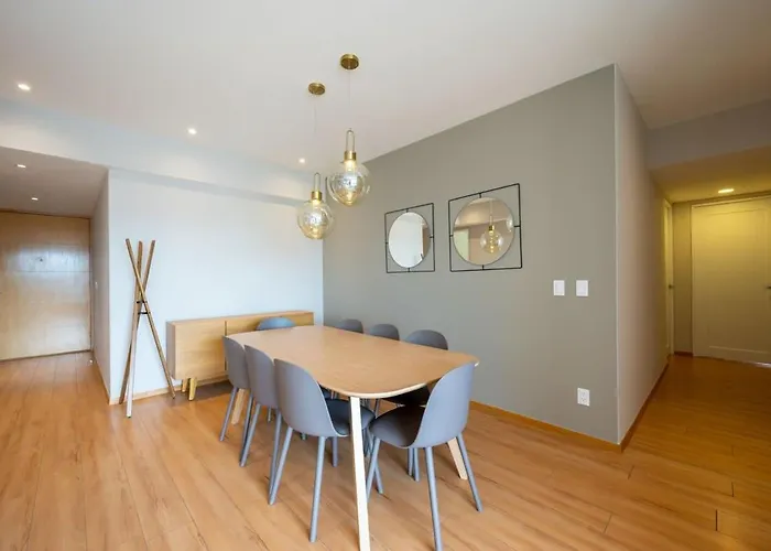 Сasa de vacaciones Capitalia Chic 3br With Premium Amenities *